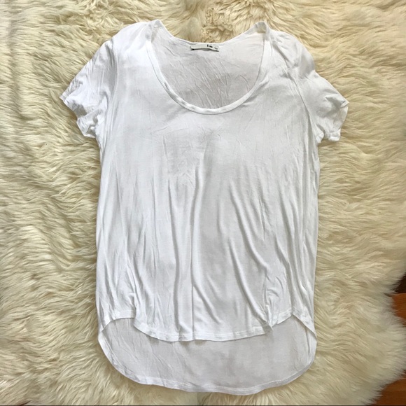 Aritzia Wilfred T-Shirt